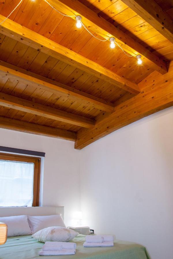 קוראטו Amore Se-Wooden Apartments מראה חיצוני תמונה